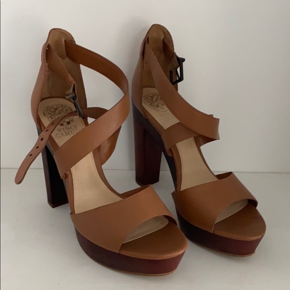 Vince Camuto Hells